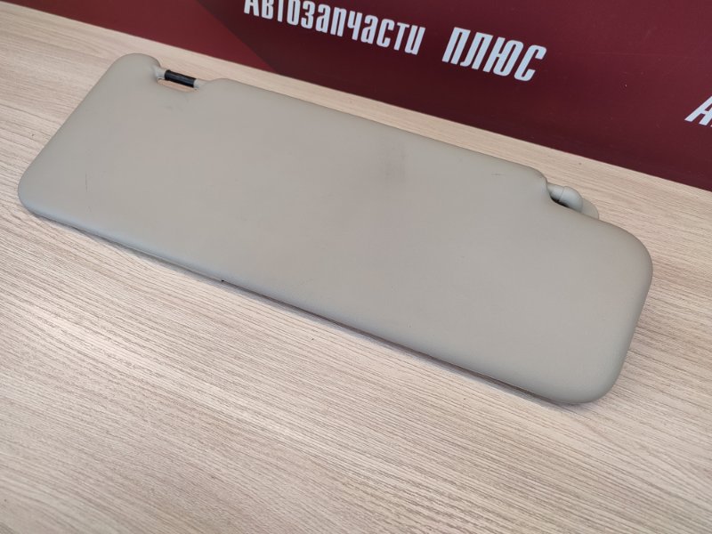 Козырек солнцезащитный