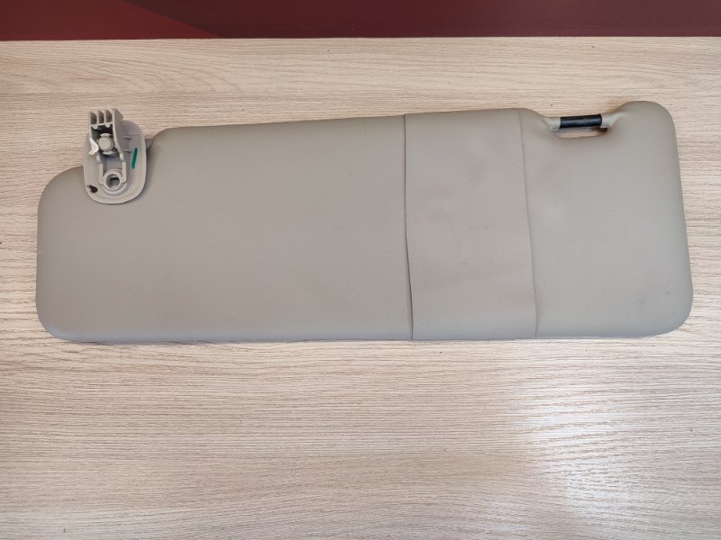 Козырек солнцезащитный