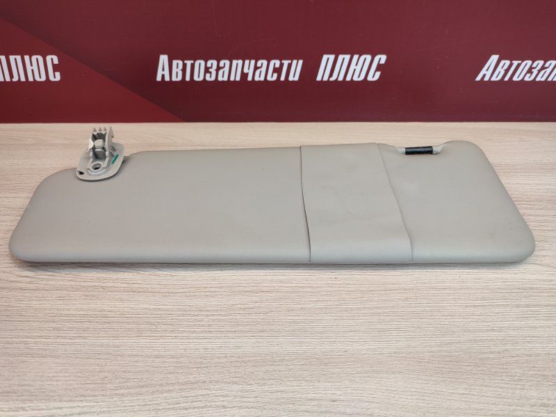 Козырек солнцезащитный