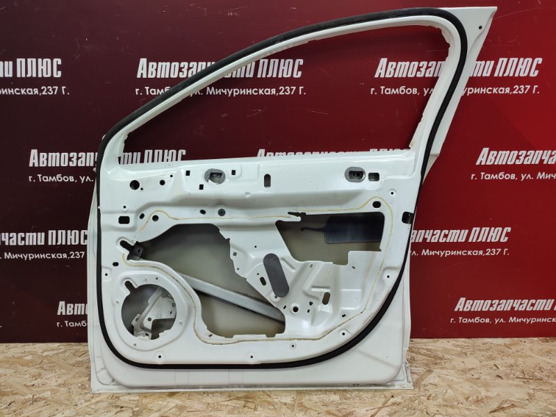 Дверь боковая