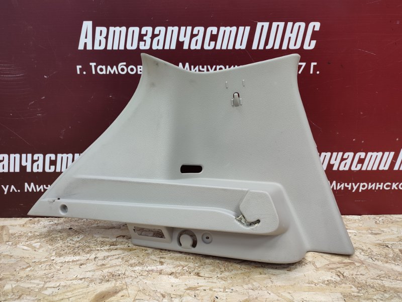 Обшивка стойки