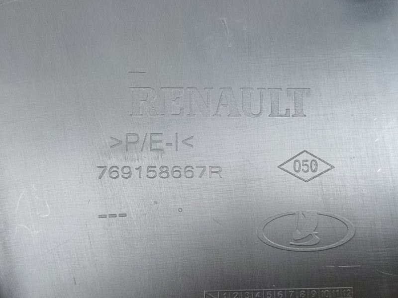 Обшивка средней стойки