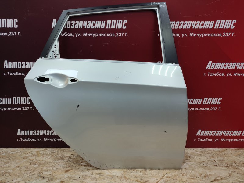 Дверь боковая