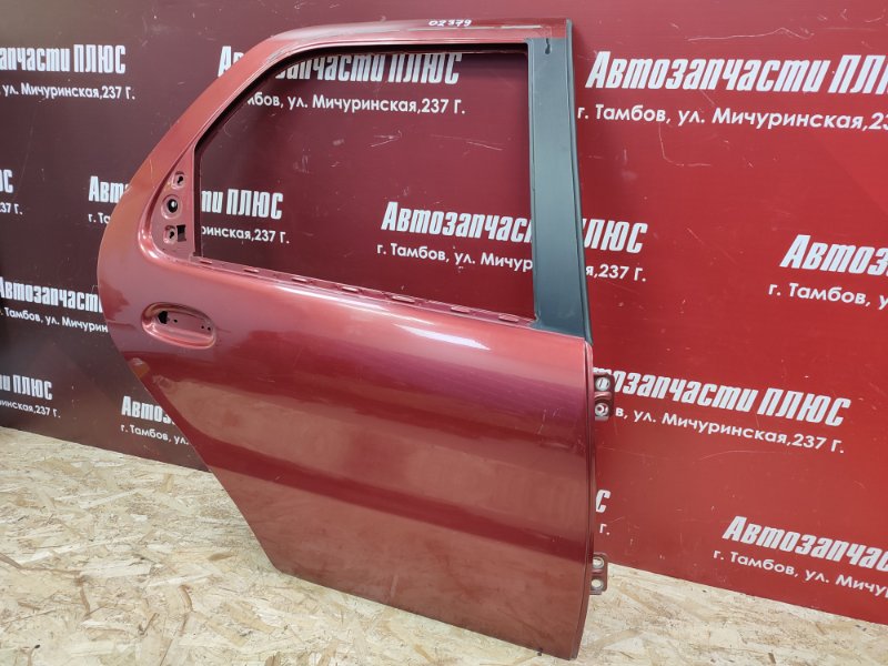 Дверь боковая