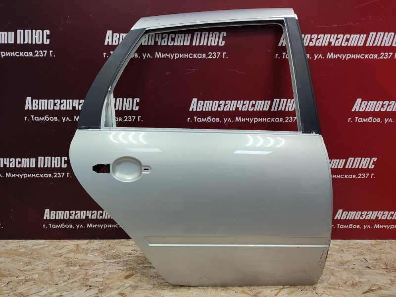 Дверь боковая