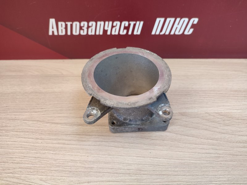 Фланец дроссельной заслонки