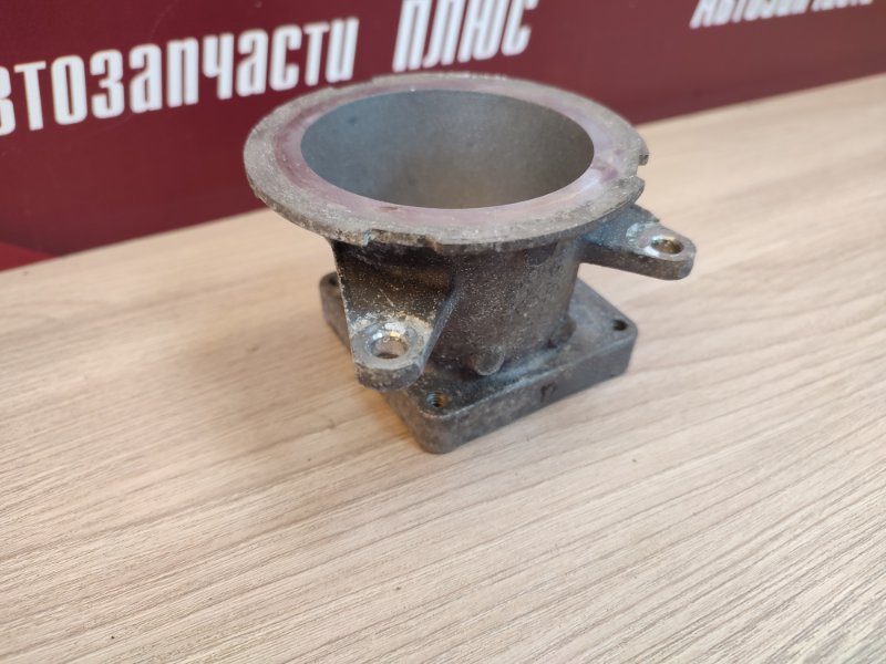 Фланец дроссельной заслонки