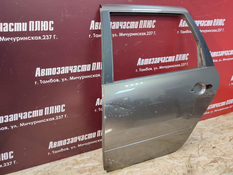 Дверь боковая