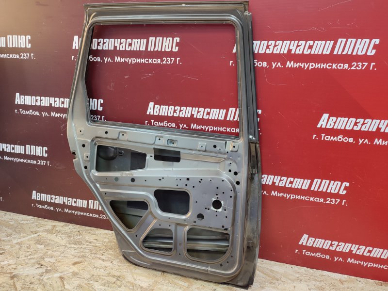 Дверь боковая