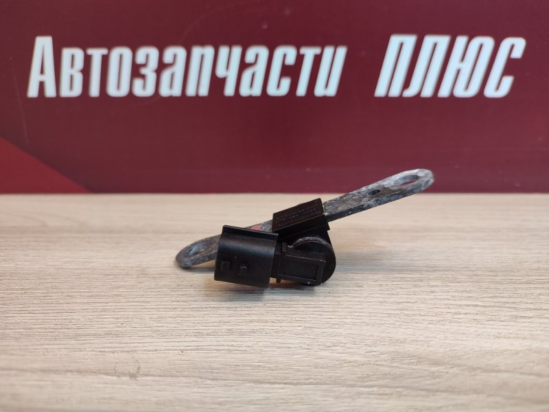 Датчик положения коленвала