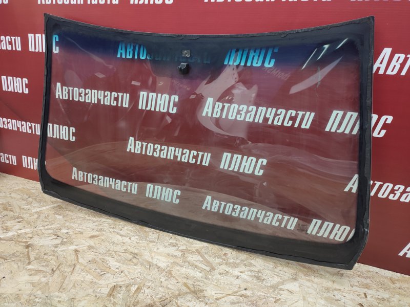 Лобовое стекло
