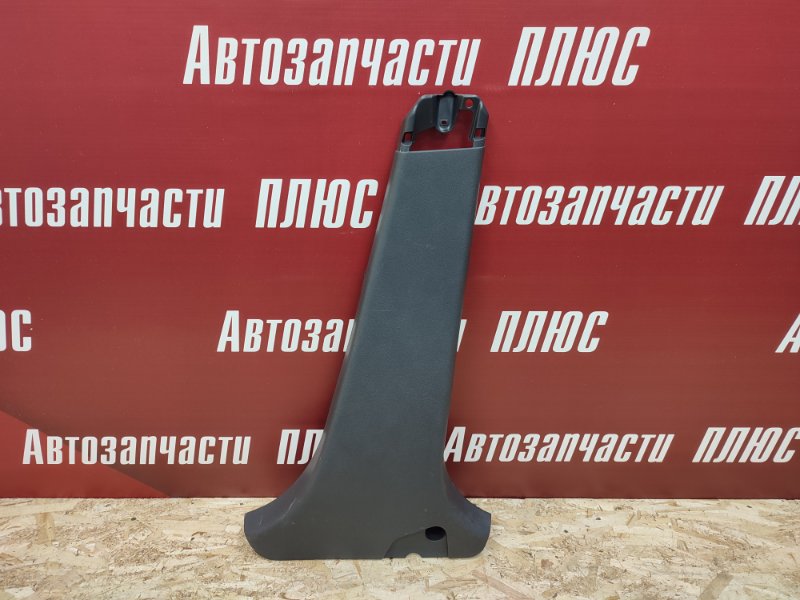 Обшивка средней стойки