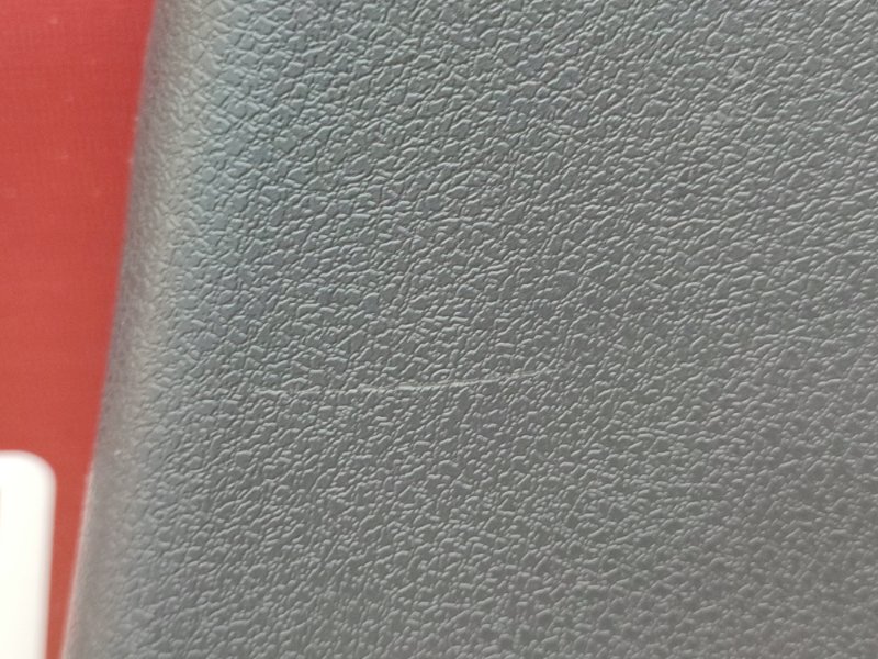 Обшивка средней стойки