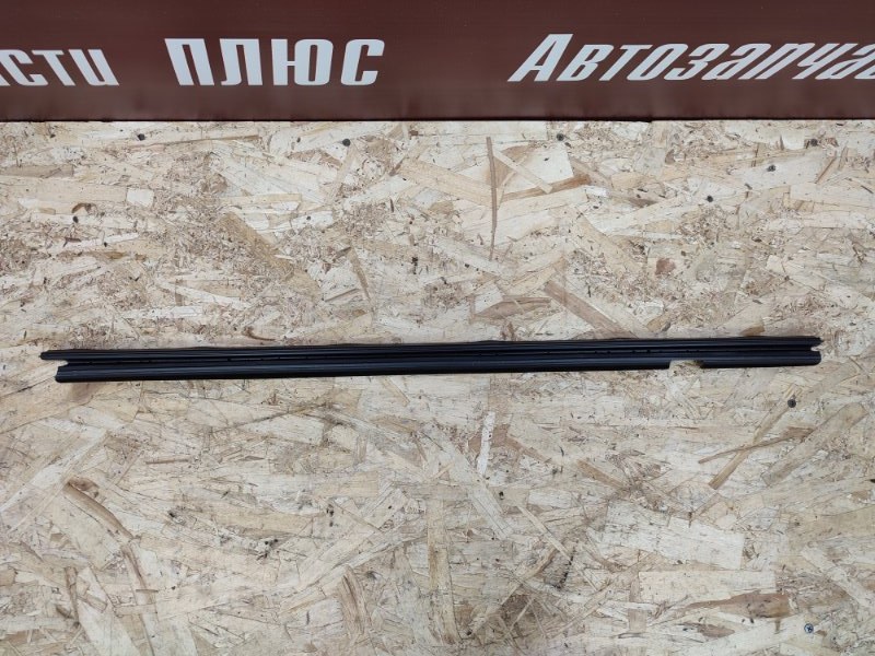 Уплотнитель стекла двери внутренний