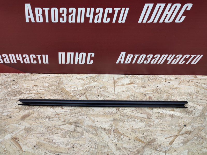 Уплотнитель стекла двери внутренний