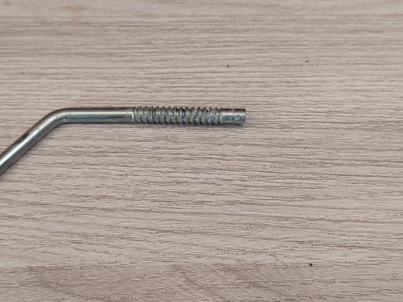 Тяга замка двери