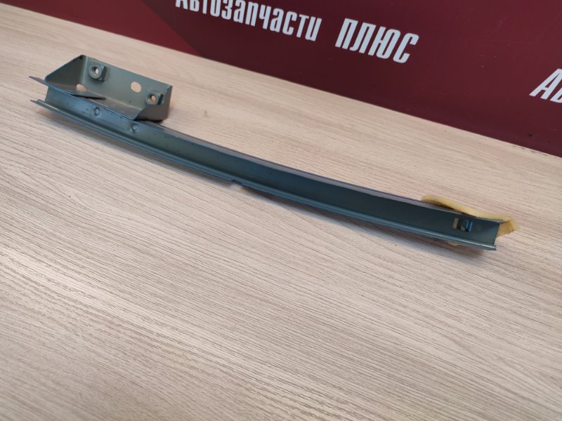 Направляющая стекла двери