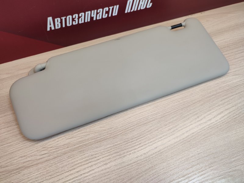 Козырек солнцезащитный