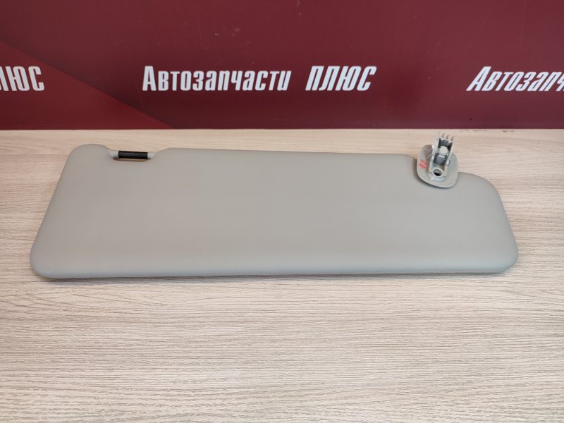 Козырек солнцезащитный