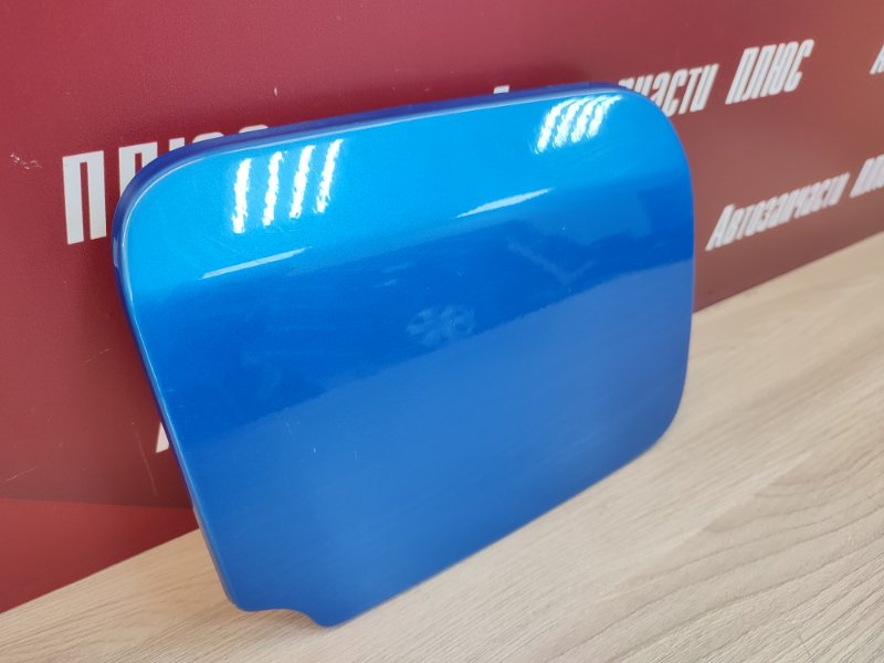 Лючок бензобака