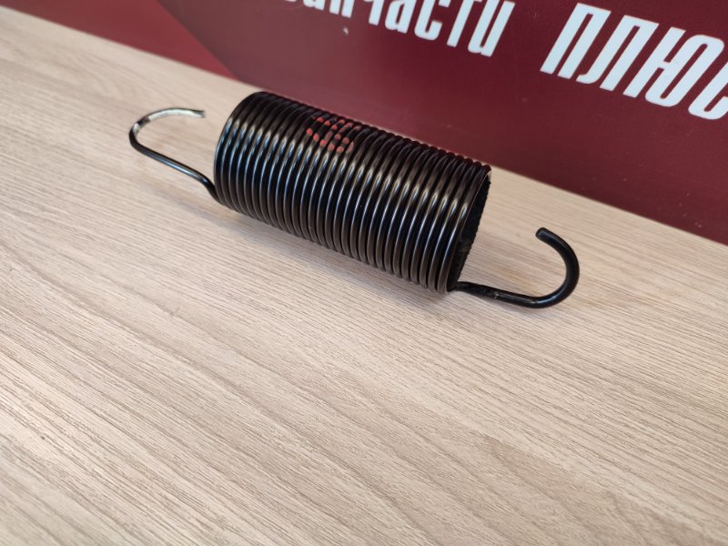 Пружина крышки багажника