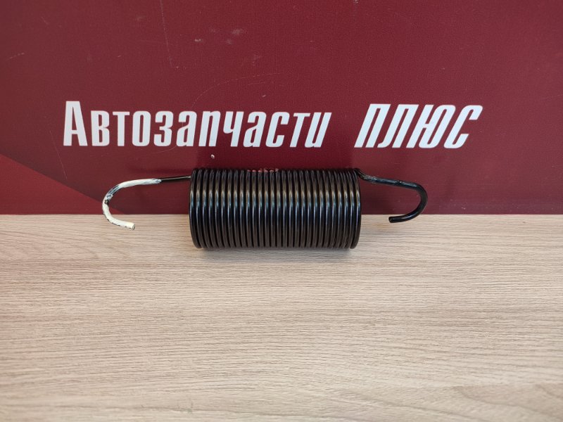 Пружина крышки багажника
