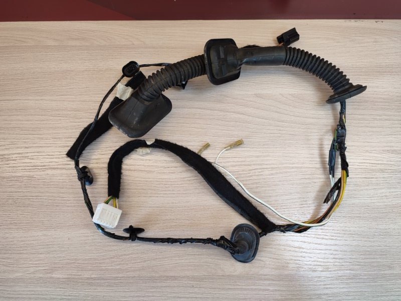 Проводка двери