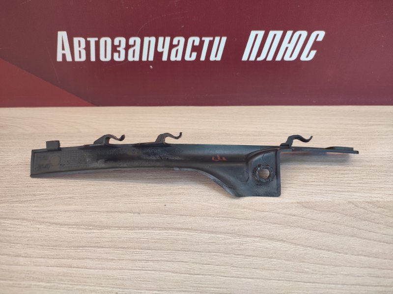 Накладка жабо