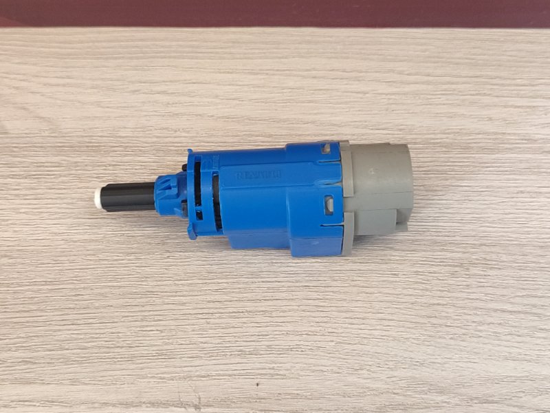 Датчик педали сцепления