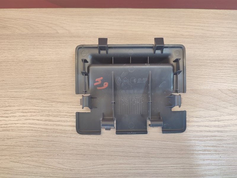 Накладка крышки багажника