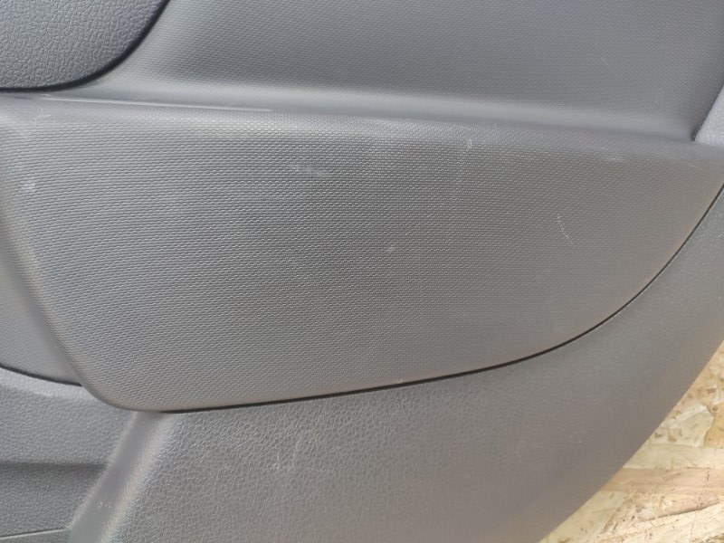 Обшивка боковой двери