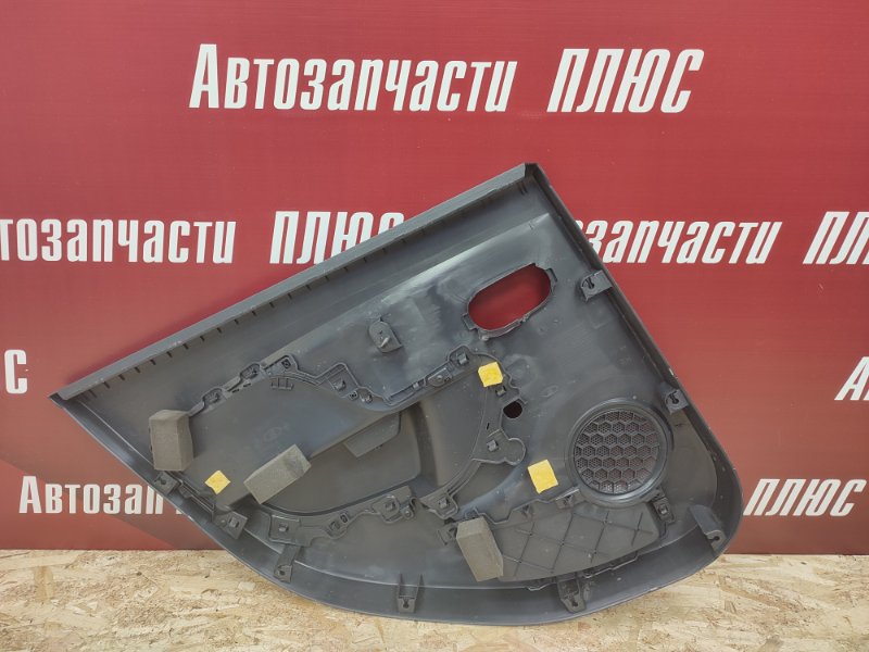 Обшивка боковой двери