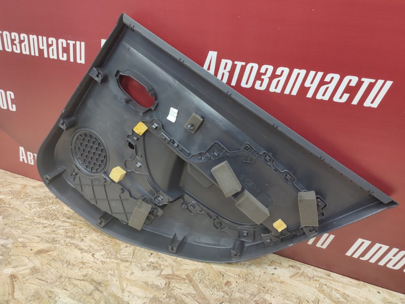 Обшивка боковой двери