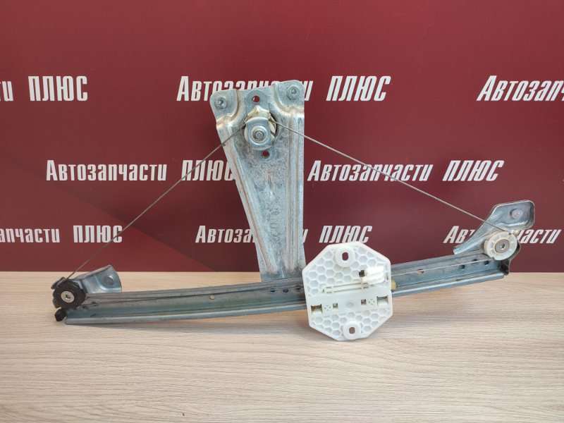 Стеклоподъемник    двери