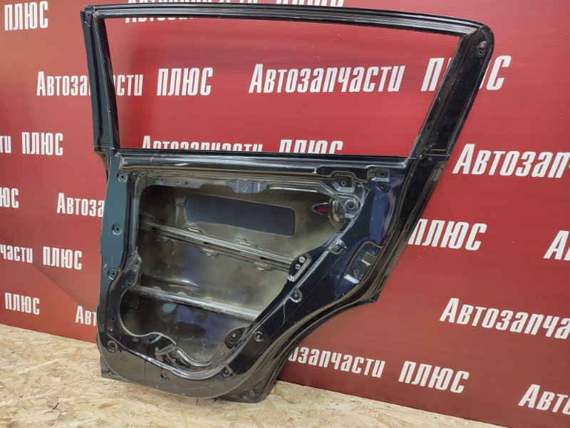 Дверь боковая