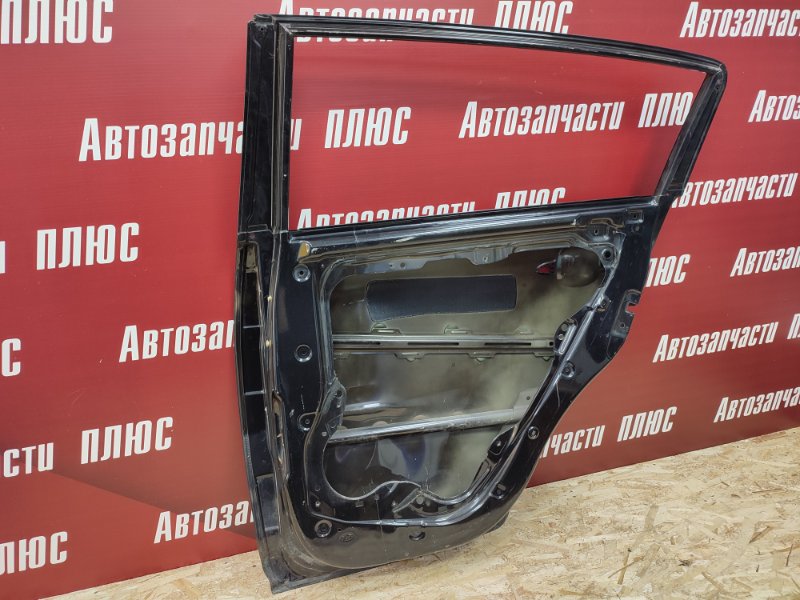 Дверь боковая