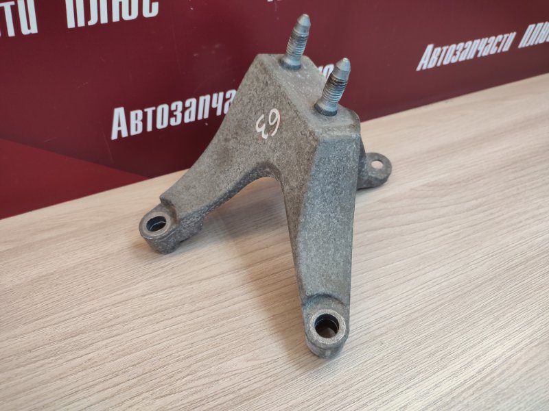 Кронштейн кпп