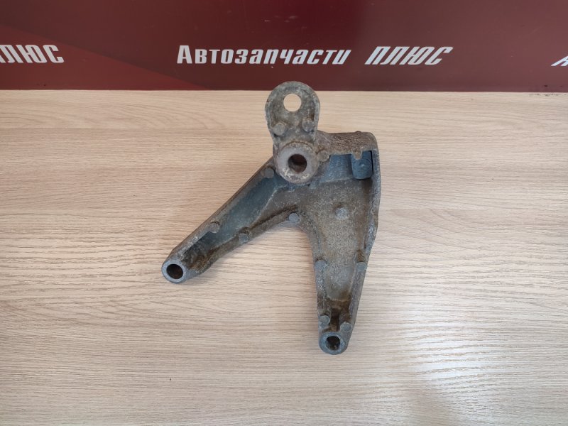 Кронштейн кпп