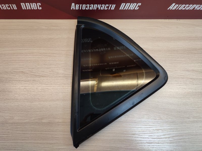 Форточка кузова