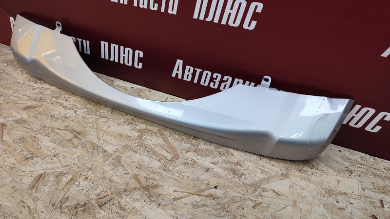 Накладка заднего бампера