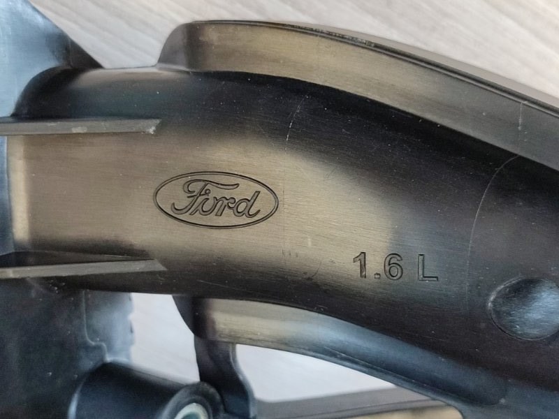 Впускной коллектор