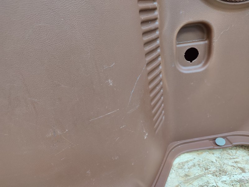 Обшивка багажника