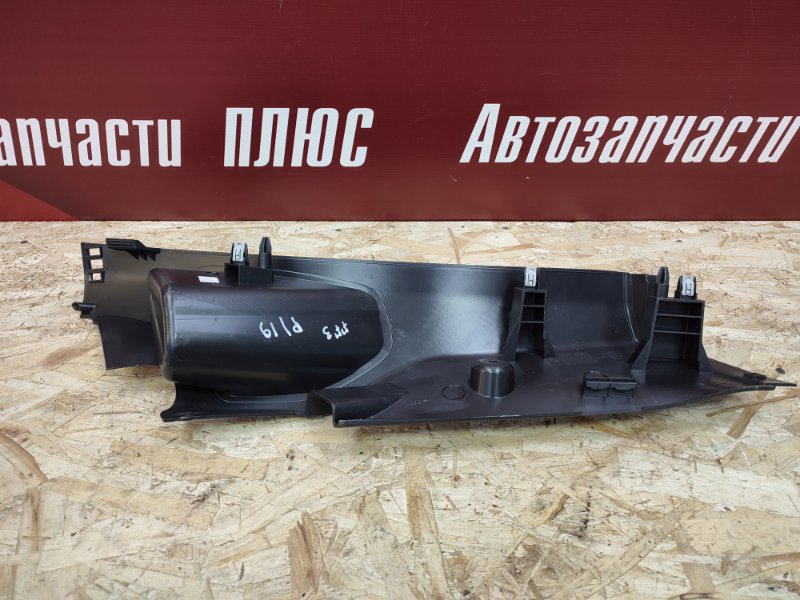 Обшивка стойки