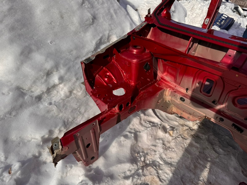 Передняя часть кузова