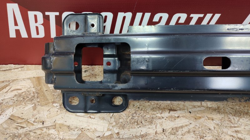 Усилитель бампера