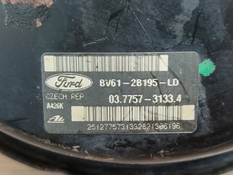 Вакуумный усилитель тормозов