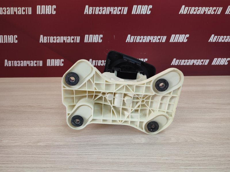 Кулиса робот