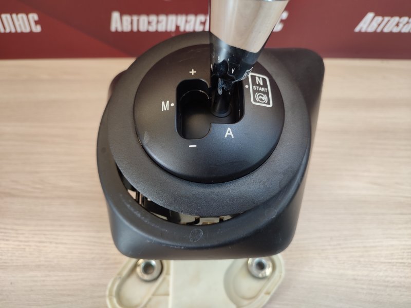 Кулиса робот