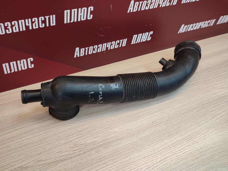 Патрубок воздушного фильтра