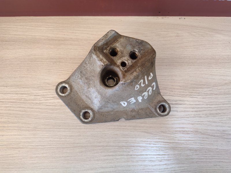 Кронштейн кпп